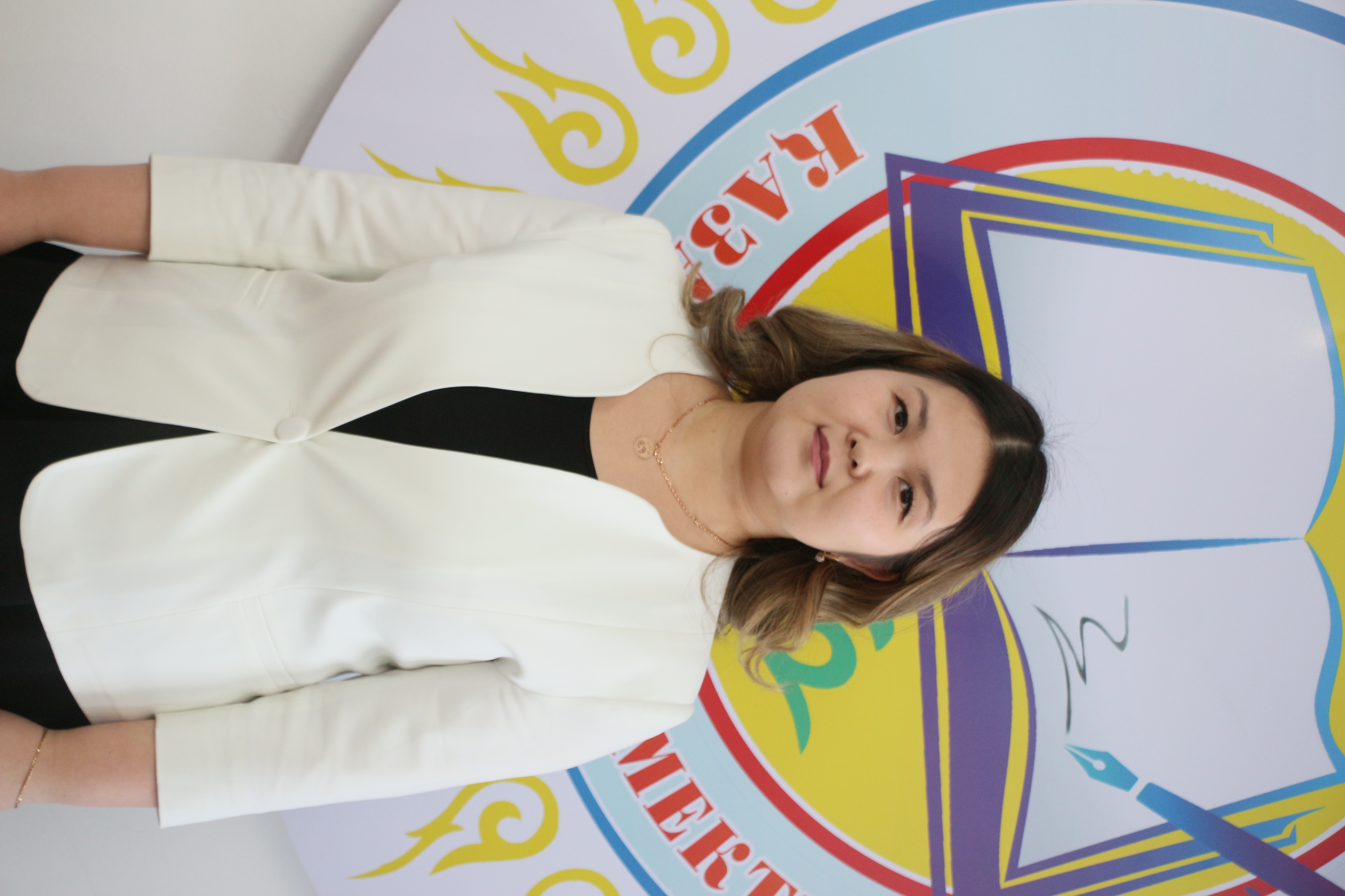 Әмір Сандуғаш 